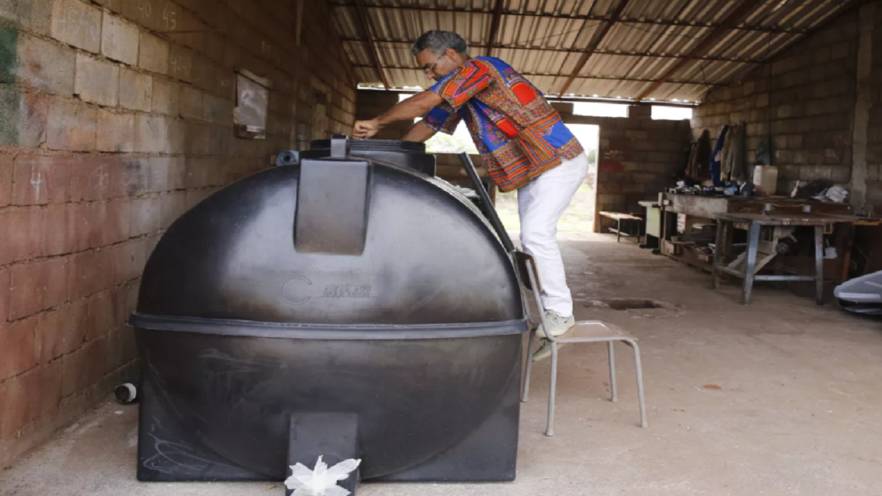 Universitário - lodo - gás de cozinha - estudante