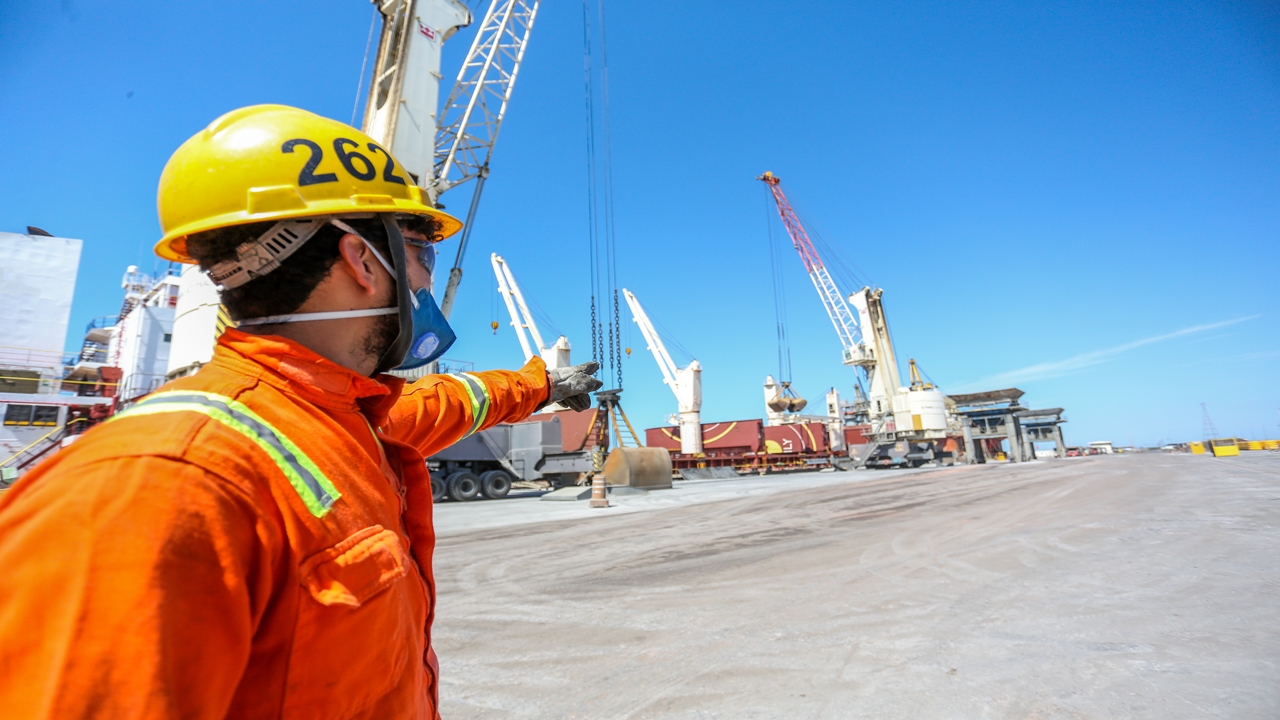 emprego - vagas - porto do açu - ensino médio - aprendiz - são joão da barra