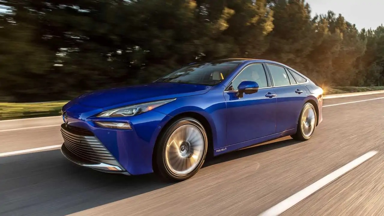 Sedã - Toyota - carros elétricos - Toyota Mirai - hidrogênio