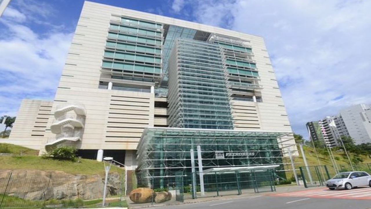 combustível - preço - petrobras - governo federal - ES -