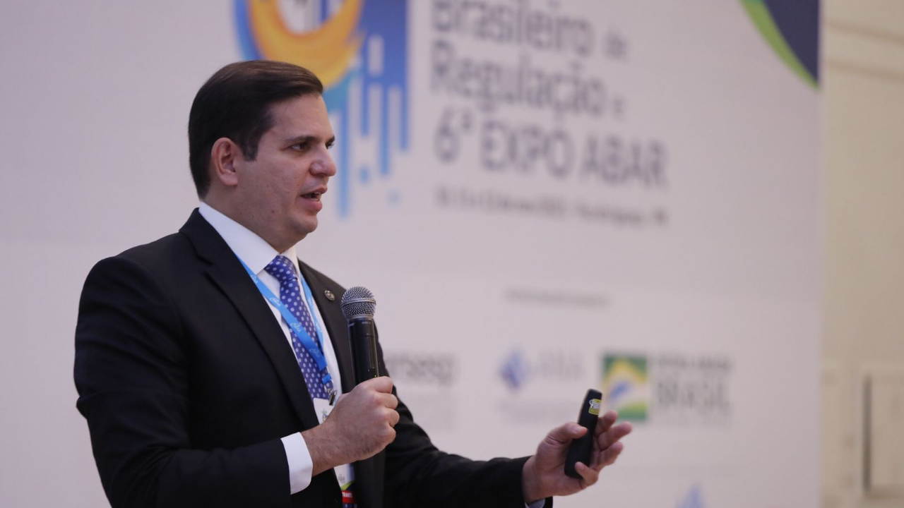 ANEEL, crise hídrica, setor elétrico brasileiro, Foz do Iguaçu