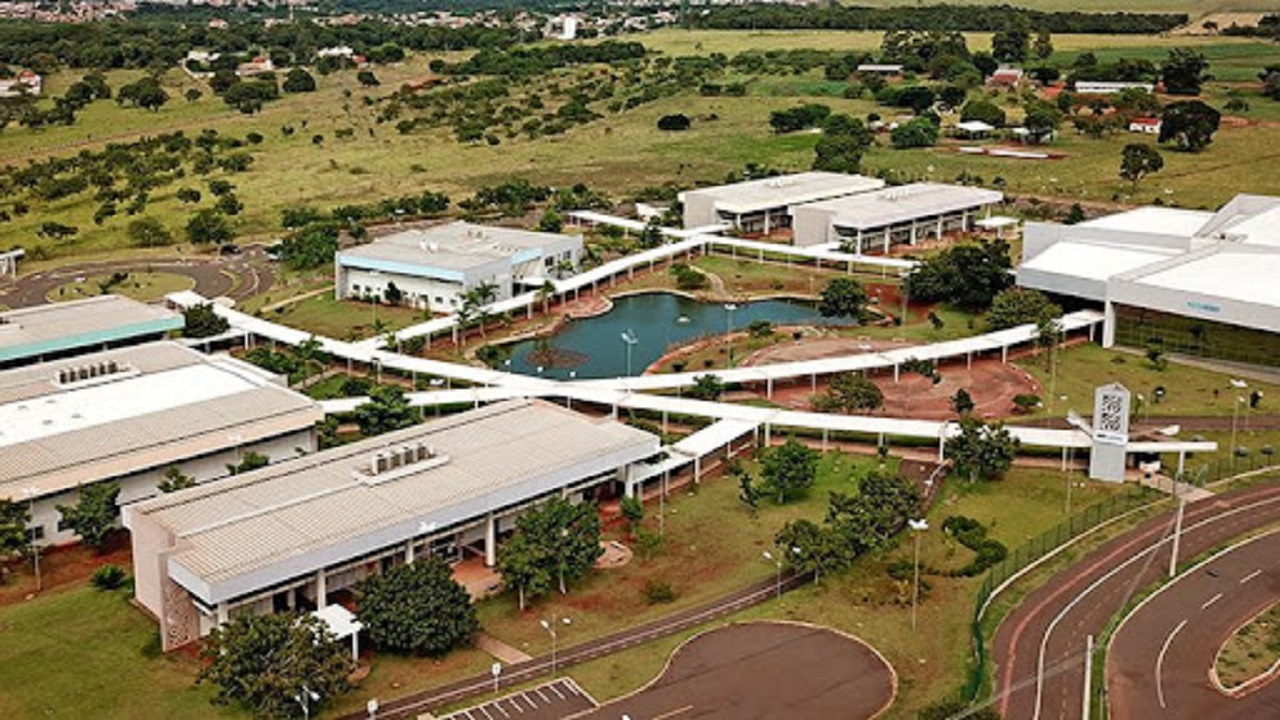 UEMS - Itaipu - Itaipu Binacional - investimentos - laboratorio-herbario