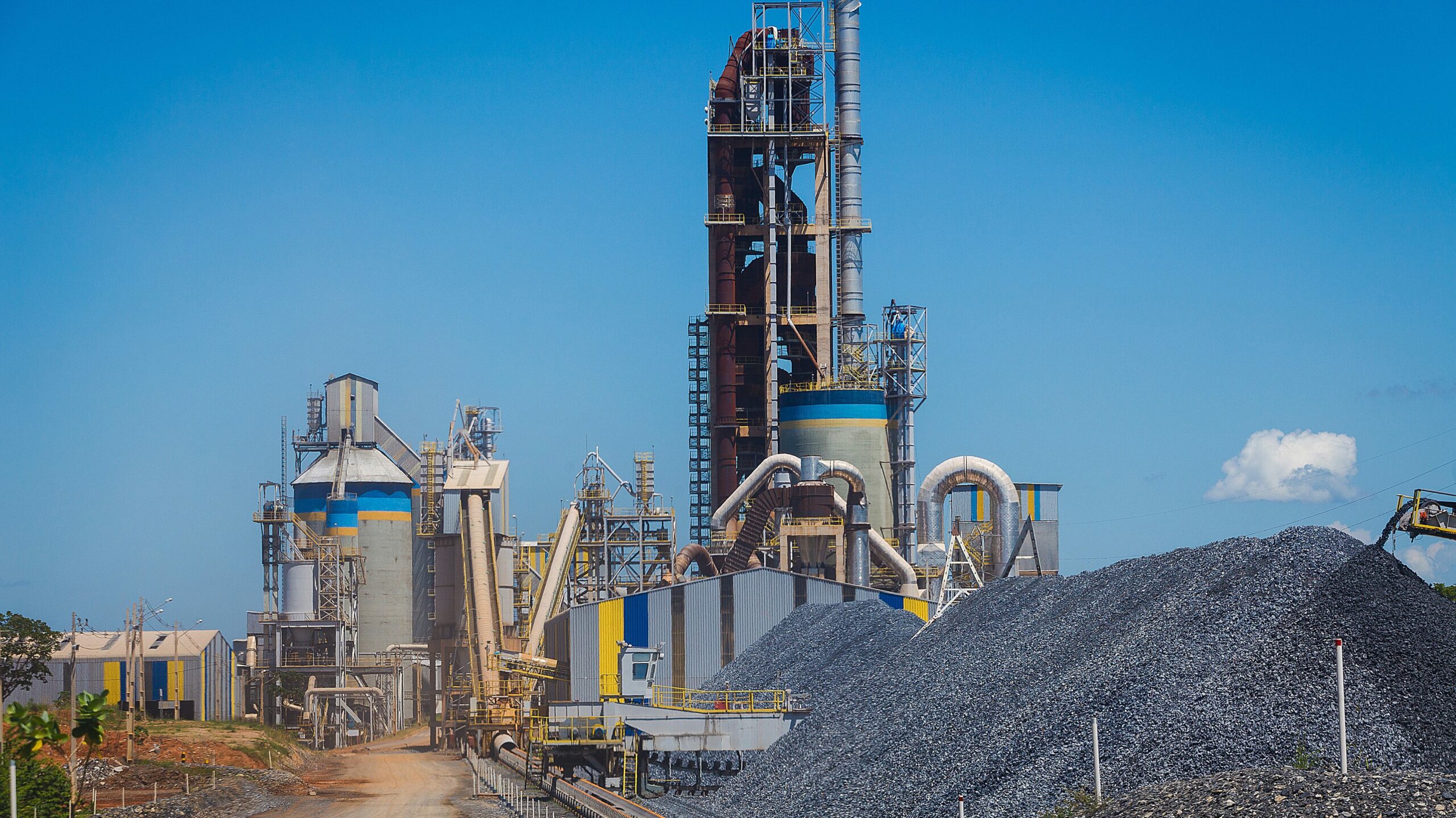 Votorantim Cimentos - fábrica - empregos - Ceará - oportunidade