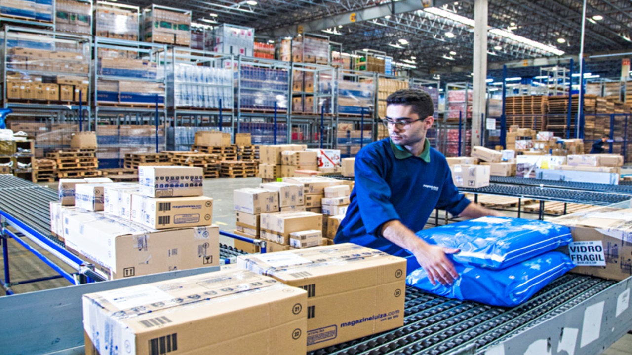 Magalu - magazine luiza -Mercado livre - bolsas de estudo - curso de tecnologia