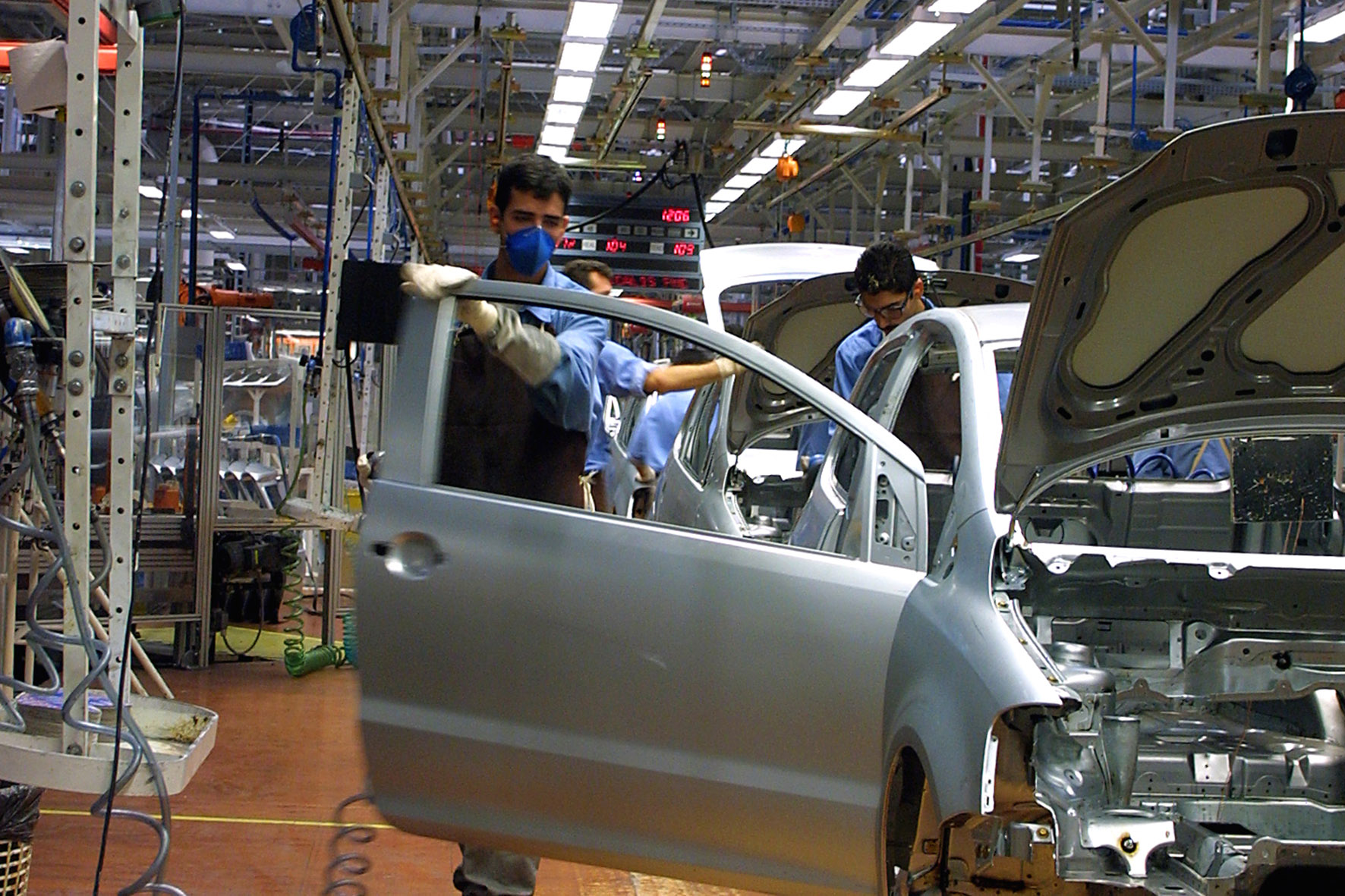 Semicondutores - indústria automotiva - Bain