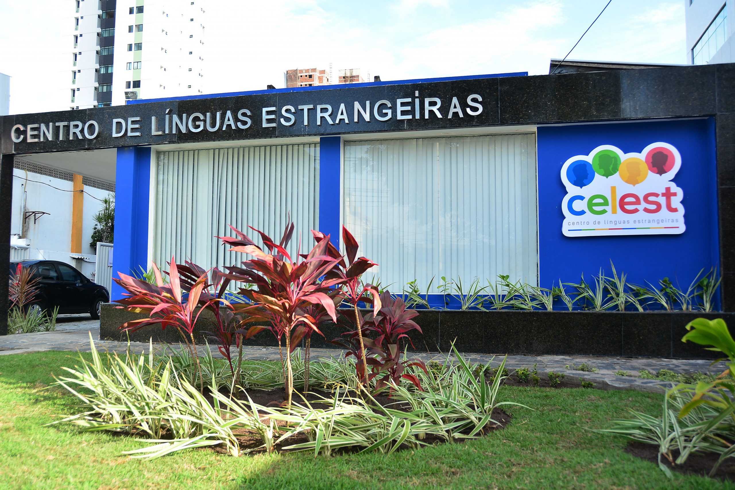 Centro de línguas - cursos gratuitos - João Pessoa - PB - ingles-espanhol-frances-alemao-e-Libras.