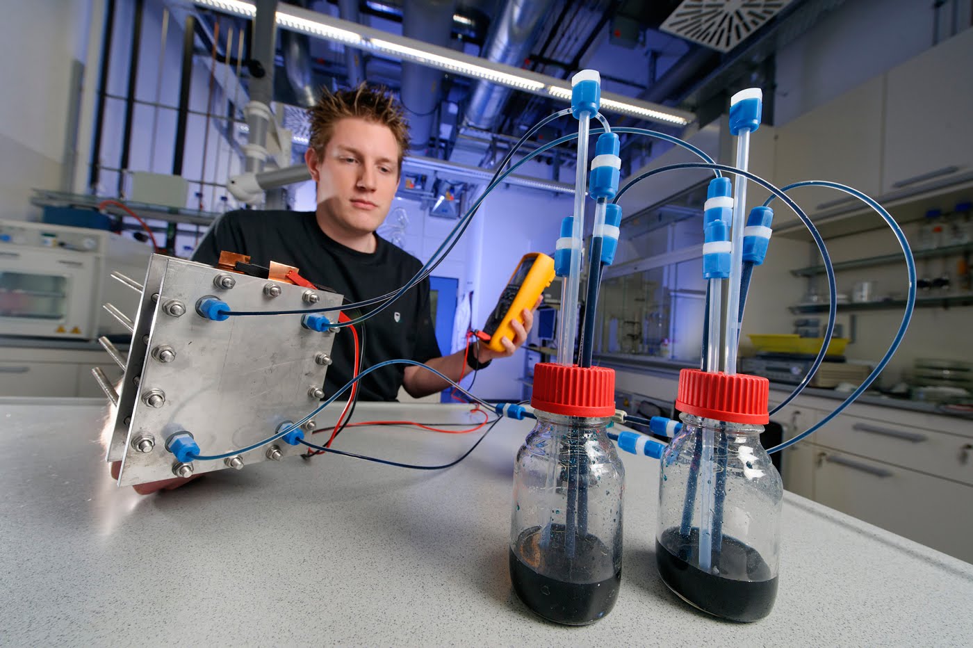 tecnologia - Honeywell - energia eólica - energia solar - baterias -