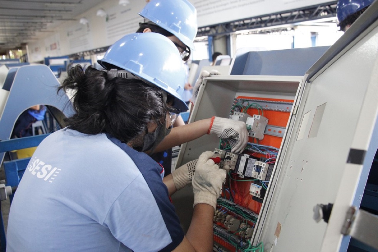 aprendizagem-industrial - Senai Bahia - cursos gratuitos - vagas em cursos - Bahia