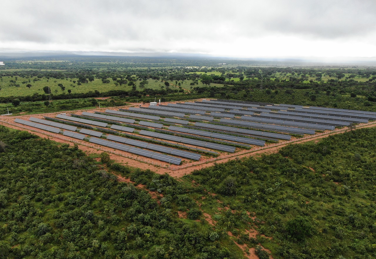 Ambev - Budweiser - energia renovável - The-Energy-Collective