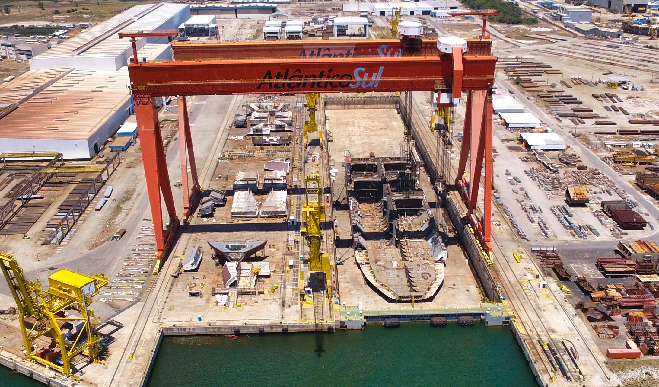 estaleiro atlântico sul, porto de Suape, investidores, empregos, leilão