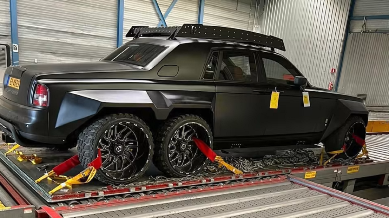 Holandês transforma Rolls-Royce V12 em Jipe gigante de seis rodas