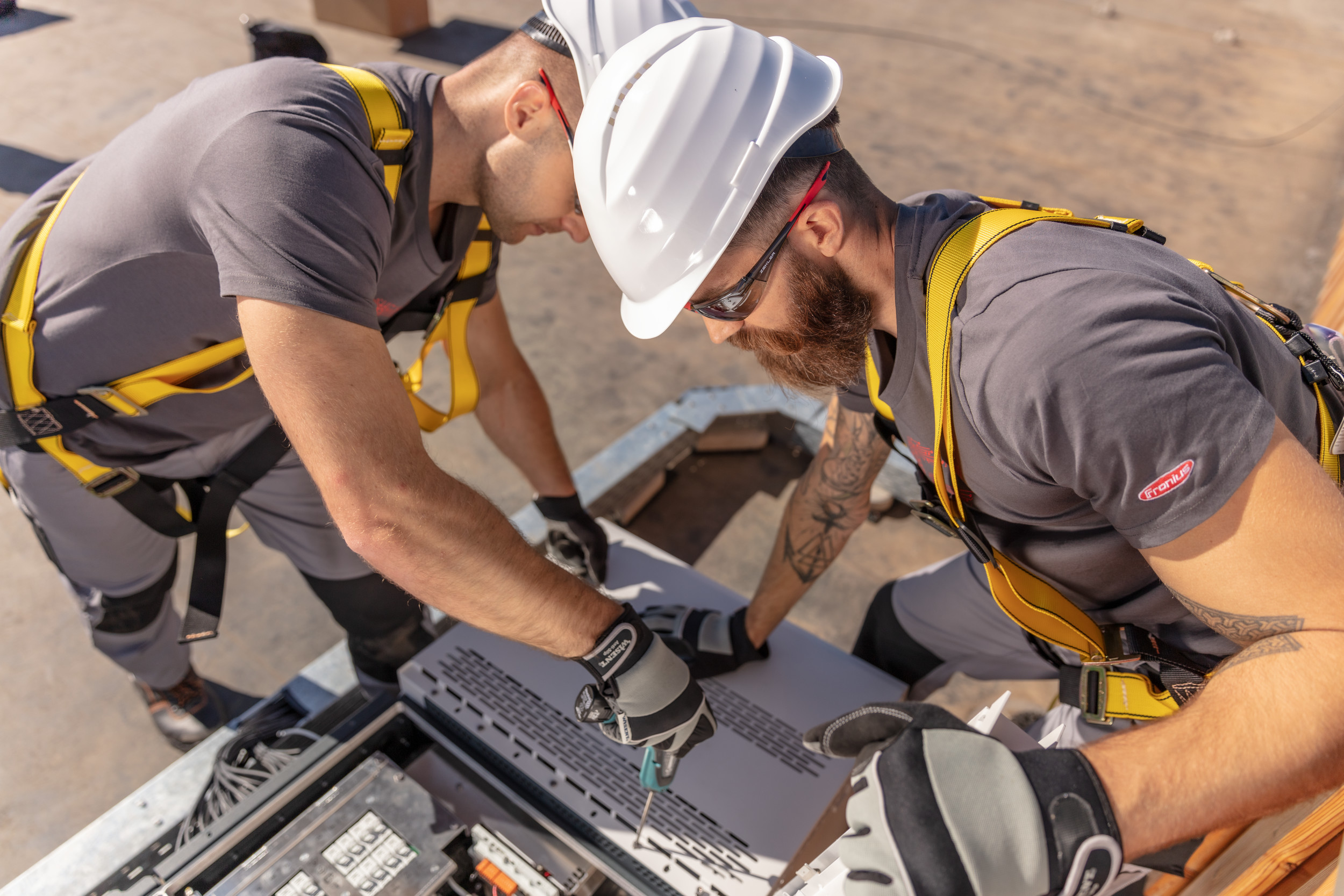 inversores - usina - energia - fotovoltaica - painel solar - preço