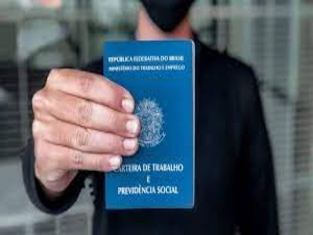 Americanas está com vagas de trainee Home Office! Veja como se candidatar, benefícios, salário e requisitos - Canva