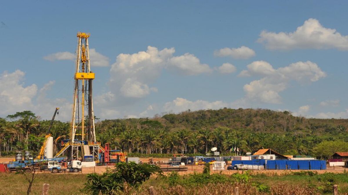 A corrida pela expansão produtiva na Bacia do Recôncavo por parte da Alvopetro está cada vez melhor e, após descobrir a presença de gás natural na região com a perfuração de poços nos últimos meses, a petroleira descobriu a presença de hidrocarbonetos no local.