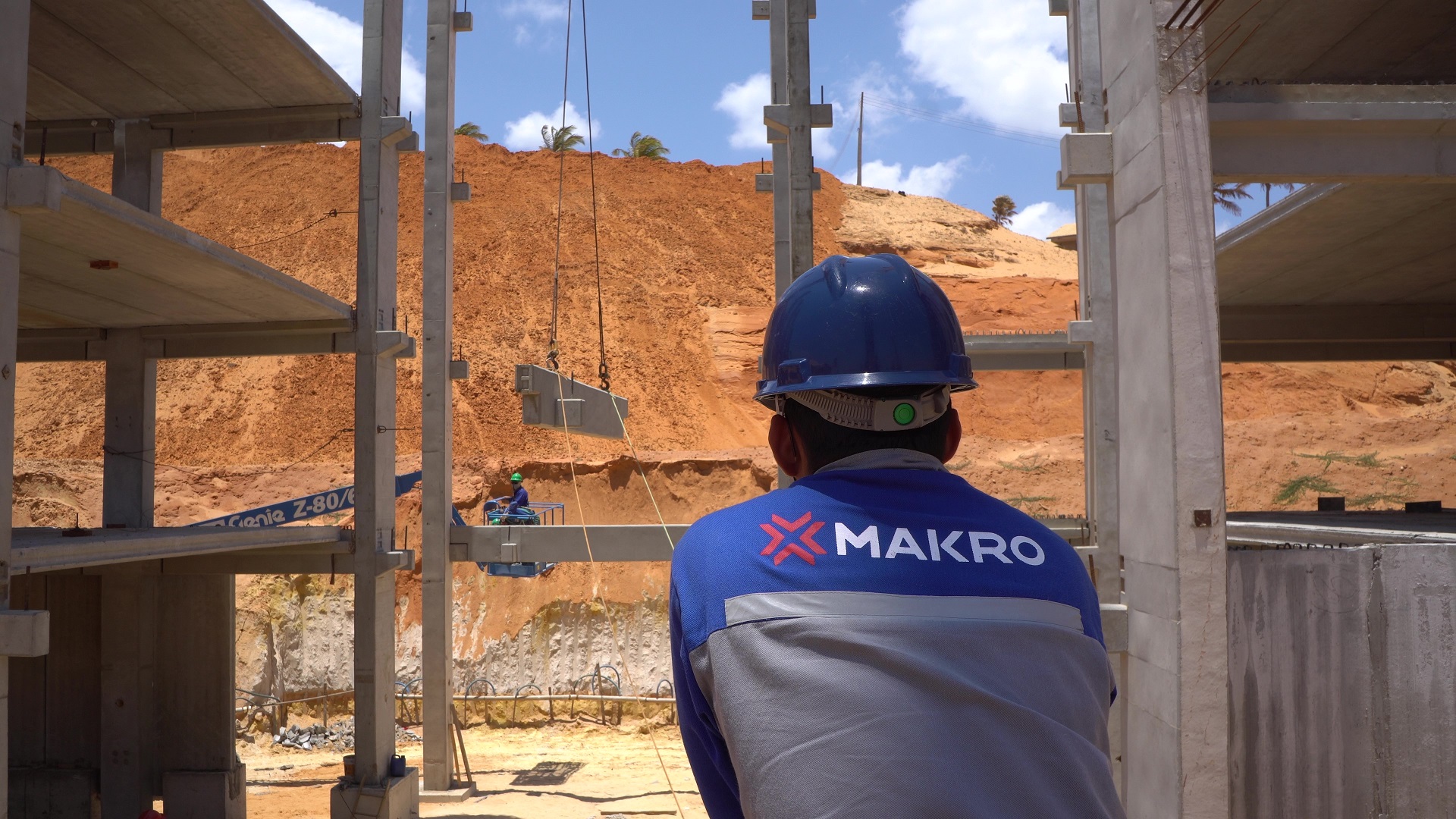 Tem experiência ou formação em segurança do trabalho, manutenção ou operação? Saiba que a Makro Engineering está com vagas de emprego disponíveis para início imediato e uma delas poderá ser sua!