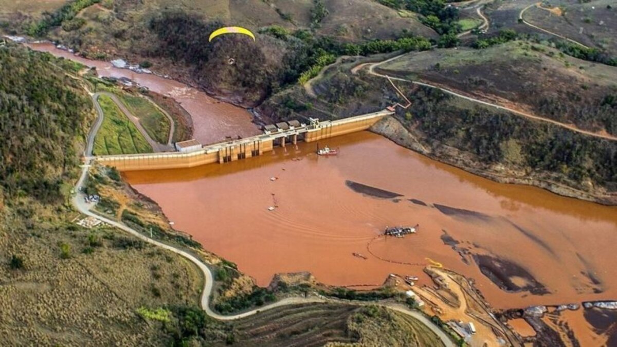 A Vale, maior mineradora do país, consome sozinha 2% de toda energia elétrica do Brasil. O dado impressiona e preocupa os principais especialistas brasileiros, isso porque a gigante do setor de mineração chega a consumir energia elétrica equivalente à consumida por um estado, por exemplo.