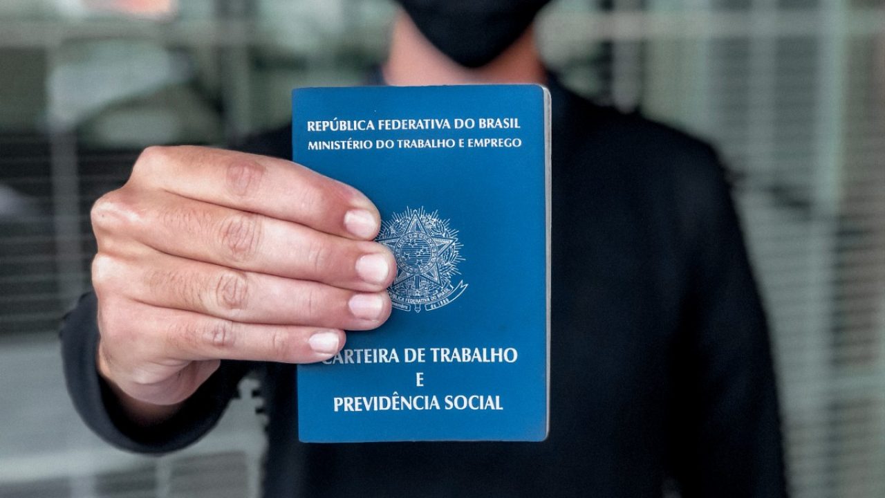 Se você está desempregado e reside em Macaé, saiba que essa pode ser a sua chance de mudar de vida! A secretaria de Trabalho está com vagas de emprego sendo ofertadas para profissionais com ou sem experiência, e de todos os níveis de escolaridade. Não deixe de participar dos processos seletivos!