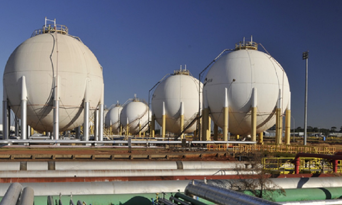 refinariass, Replan, diesel