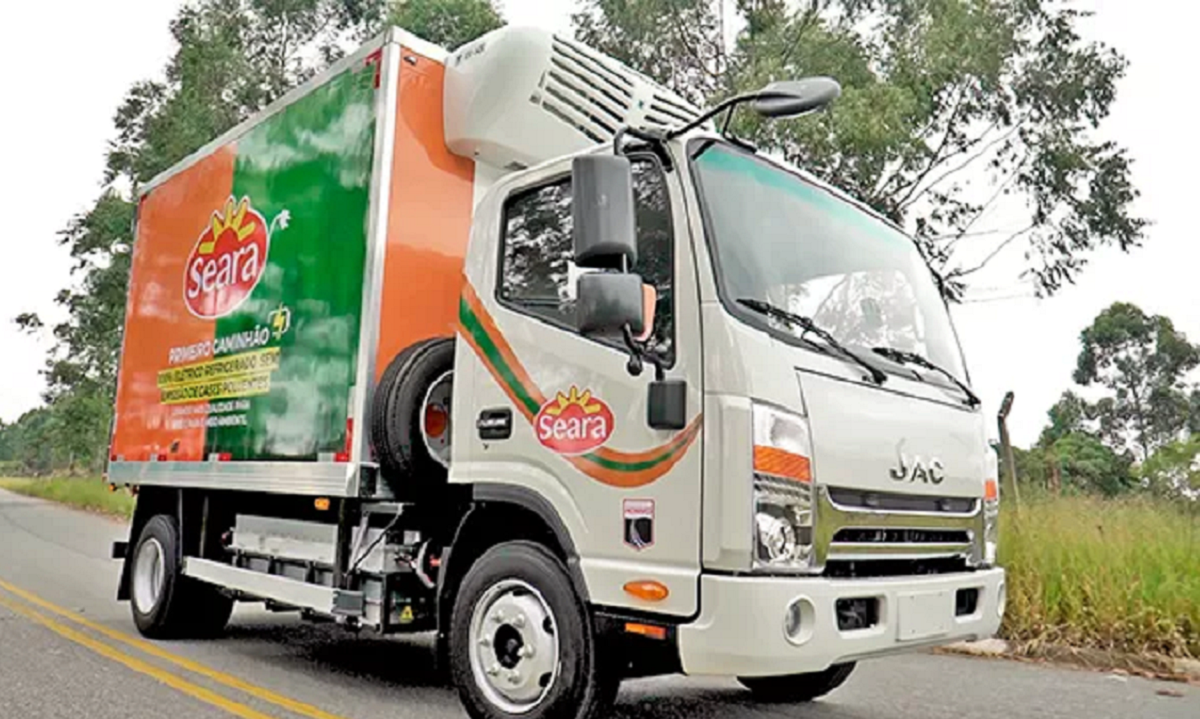 Seara; caminhões elétricos; veículos