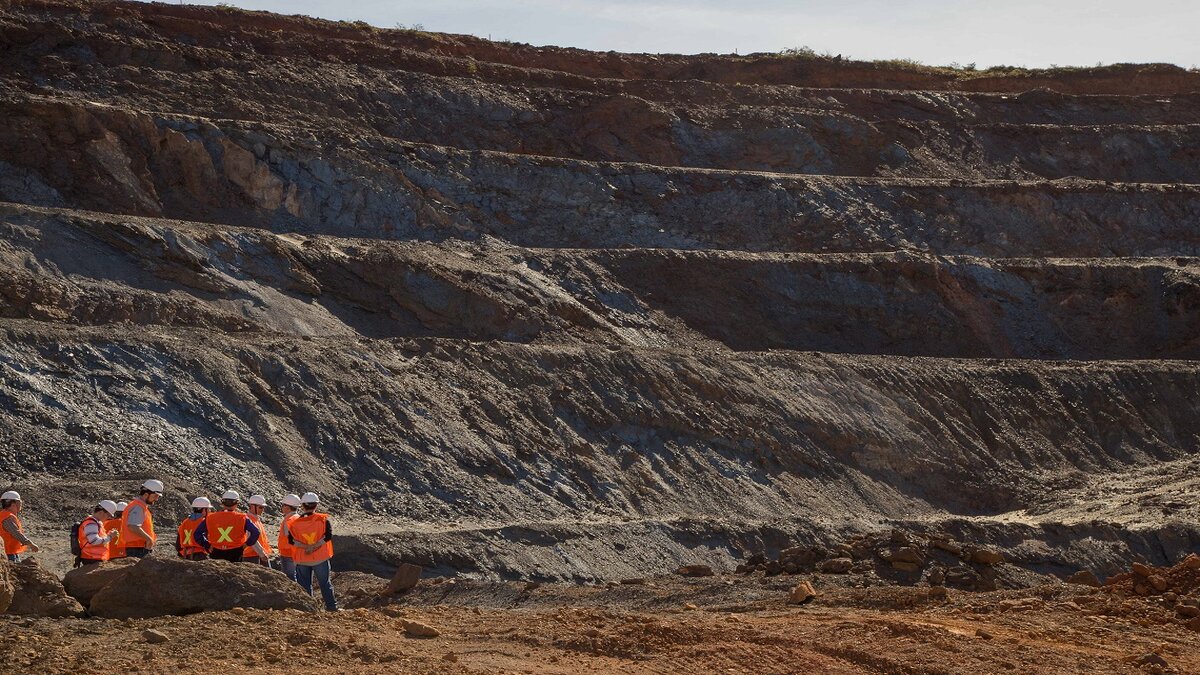 Visando expandir ainda mais a sua capacidade produtiva na mina Pedra de Ferro, localizada no estado da Bahia, a companhia de mineração Bamin anunciou a contratação da SNC Lavalin para o fornecimento de serviços de obras de ampliação na estrutura.