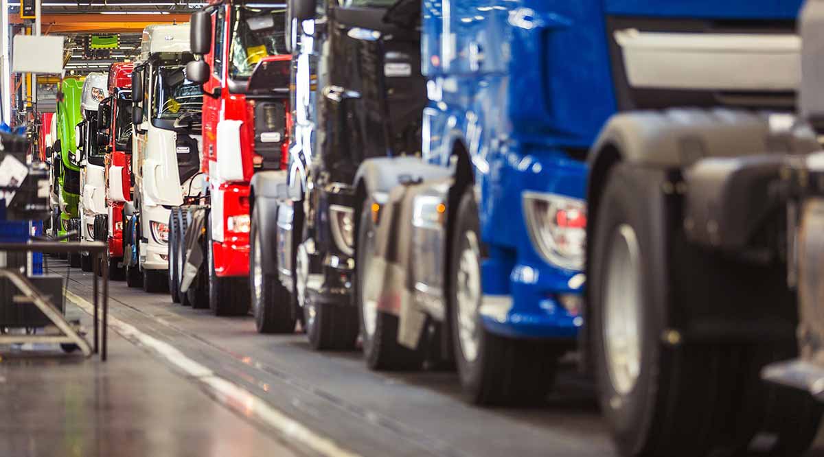 A nova MP aprovada pela Câmara dos Deputados cria o programa Renovar e visa realizar a troca da frota de veículos antigos no Brasil, como caminhões e ônibus, para a modernização do sistema de transporte nacional nos próximos meses.