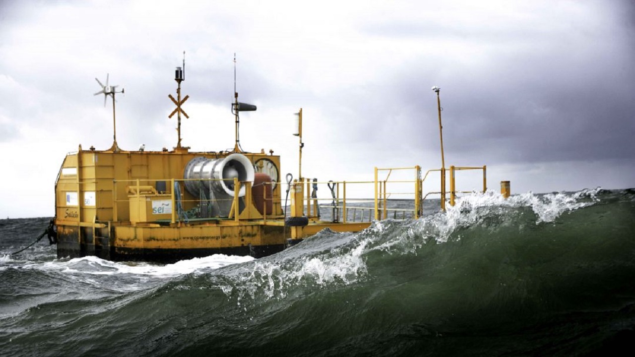 Ocean Energy desenvolve a maior e mais poderosa tecnologia de energia das ondas para aproveitar o poder do oceano e gerar energia renovável