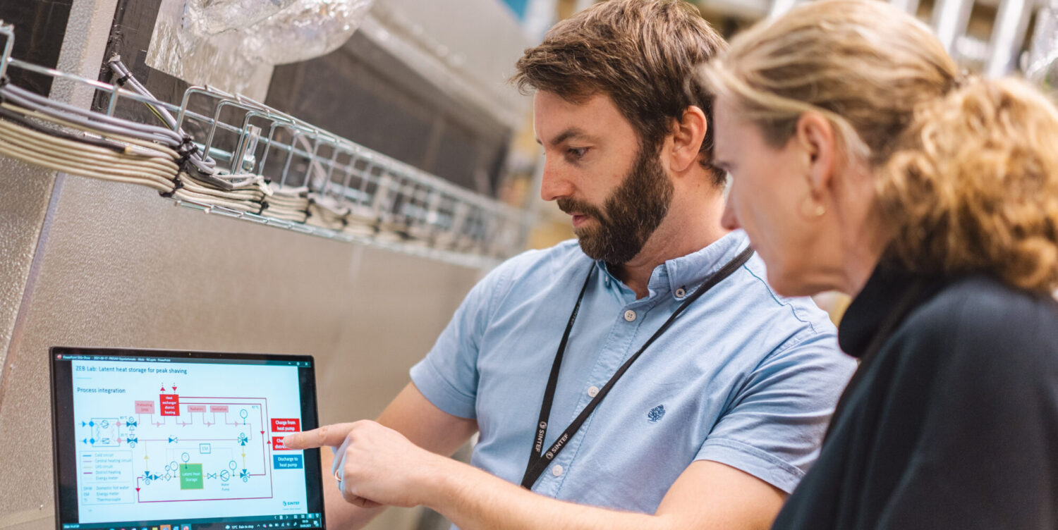 turbina - energia - biobateria - bateria - painel solar - energia solar - solar - sol - energia renovável - tecnologia