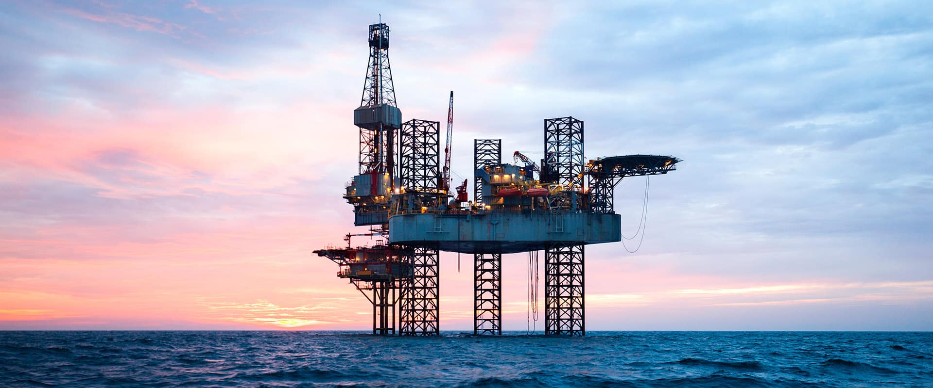 Westwood teme que as emissões dessas embarcações sejam o grande desafio a ser enfrentado nos próximos anos. A demanda pelas sondas de perfuração offshore deverá ser impulsionada até o fim de 2026.