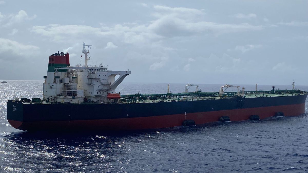 A empresa está realizando a importação de mais de 2 milhões de barris de petróleo diretamente da África. A Acelen ainda investe na sustentabilidade com o supernavio VLCC, praticando pegada zero de carbono em todas as etapas de logística marítima.