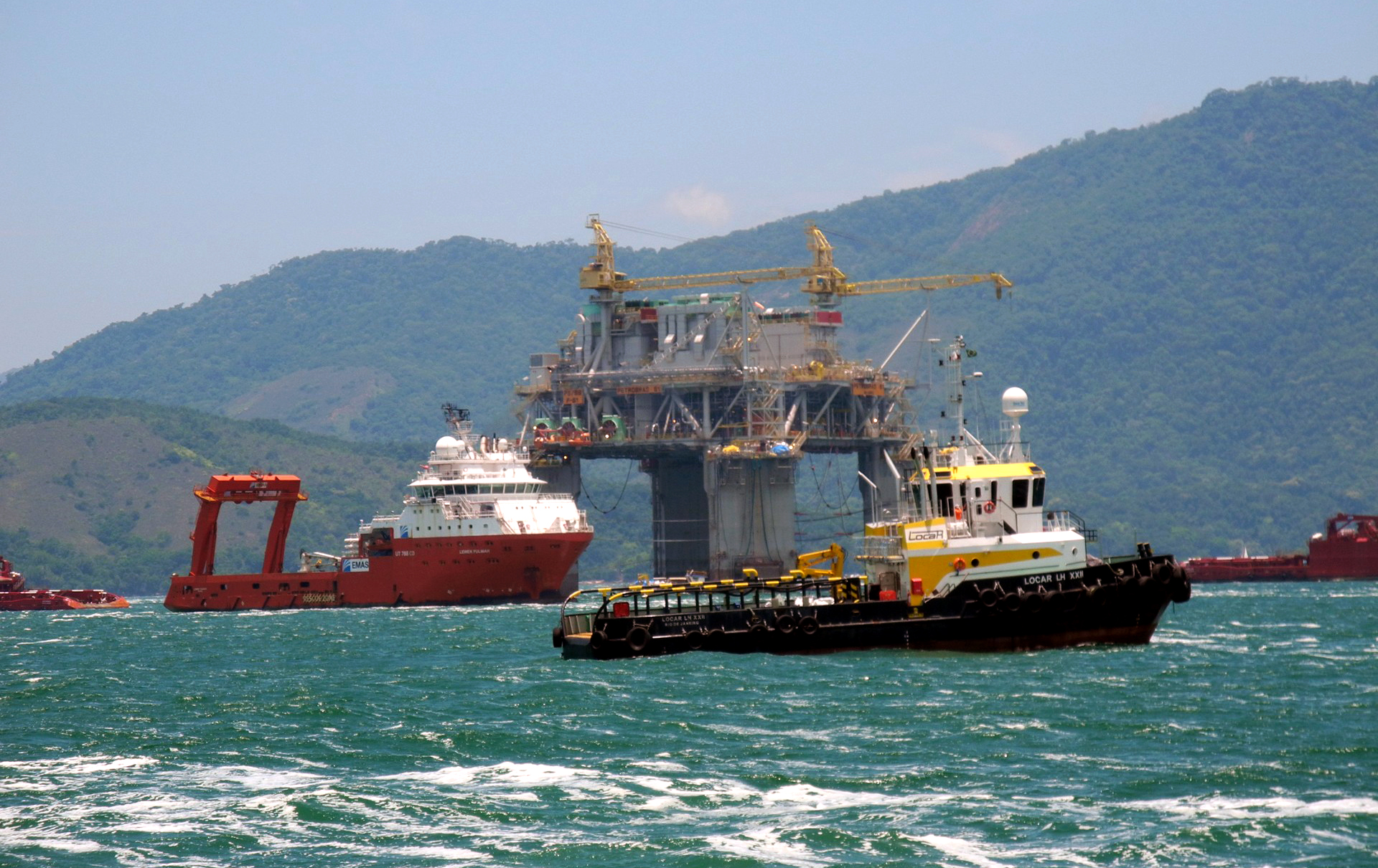 O encontro do Sinaval com os representantes do Governo de Transição marcou grandes discussões sobre o futuro do mercado nacional. Estão previstos fortes investimentos na indústria naval e no setor da energia eólica offshore para os anos iniciais do mandato Lula.