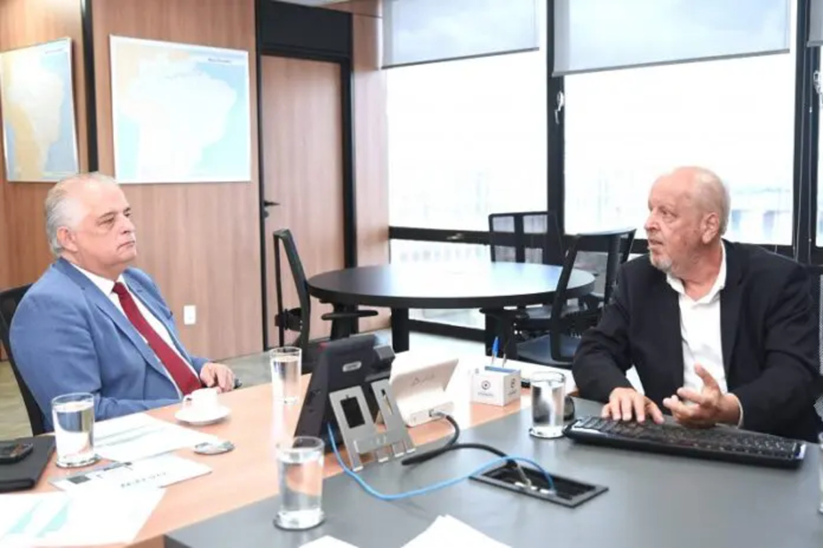 Márcio França, o ministro de Portos e Aeroportos, se reuniu com algumas Empresas Aéreas