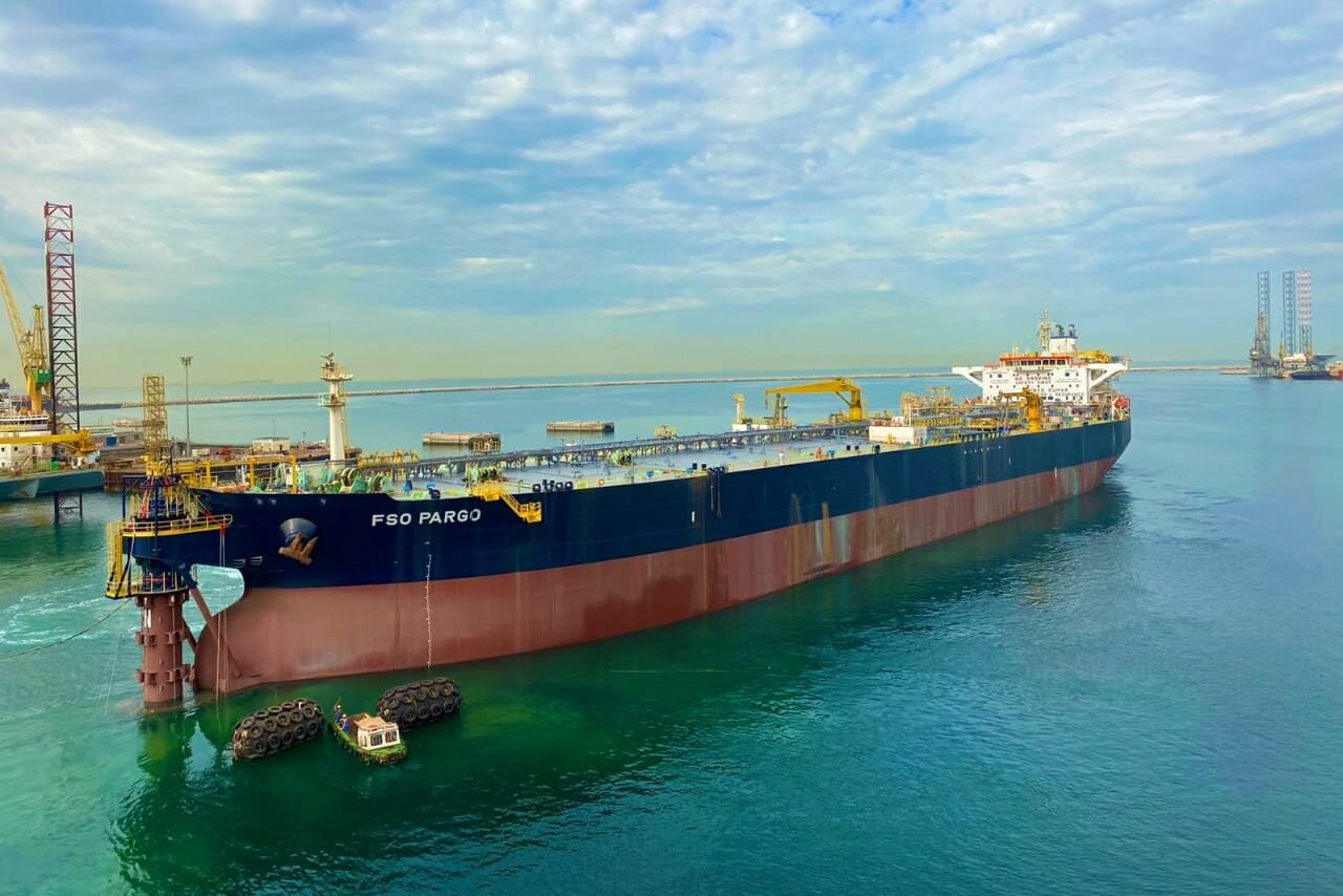 A companhia Perenco Brasil anunciou a partida da plataforma FSO Pargo de Dubai para a Bacia de Campos, no Brasil. A empresa espera que a embarcação contribua fortemente para as operações offshore na região de Pargo ao longo dos próximos anos.