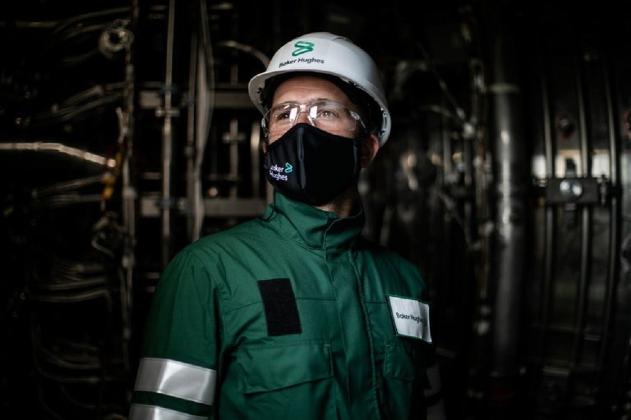 Baker Hughes está recrutando 65 profissionais para preencher vagas offshore no RJ 