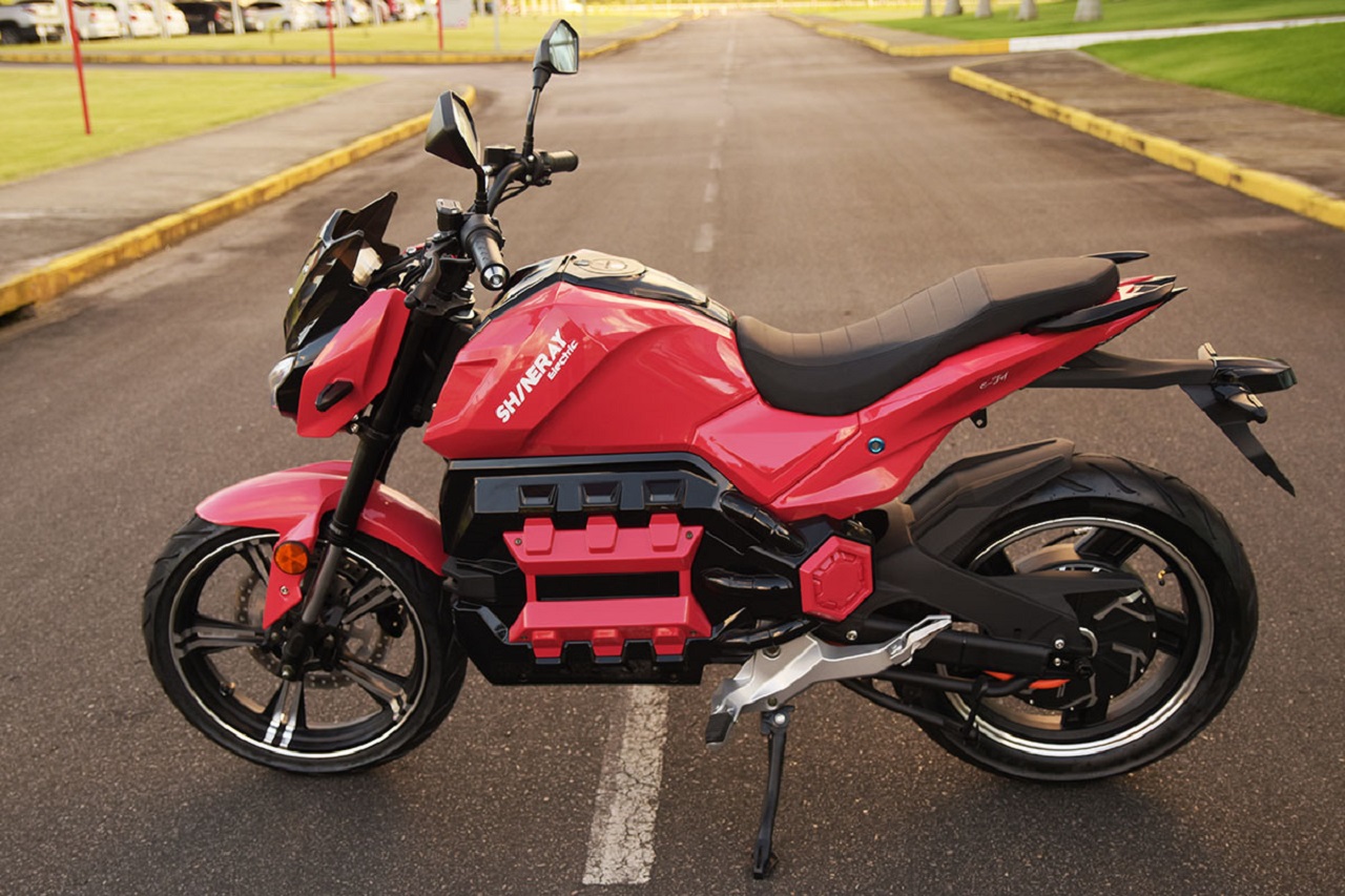 Shineray apresenta moto elétrica com potência de 3000 Watts e 80 km de autonomia