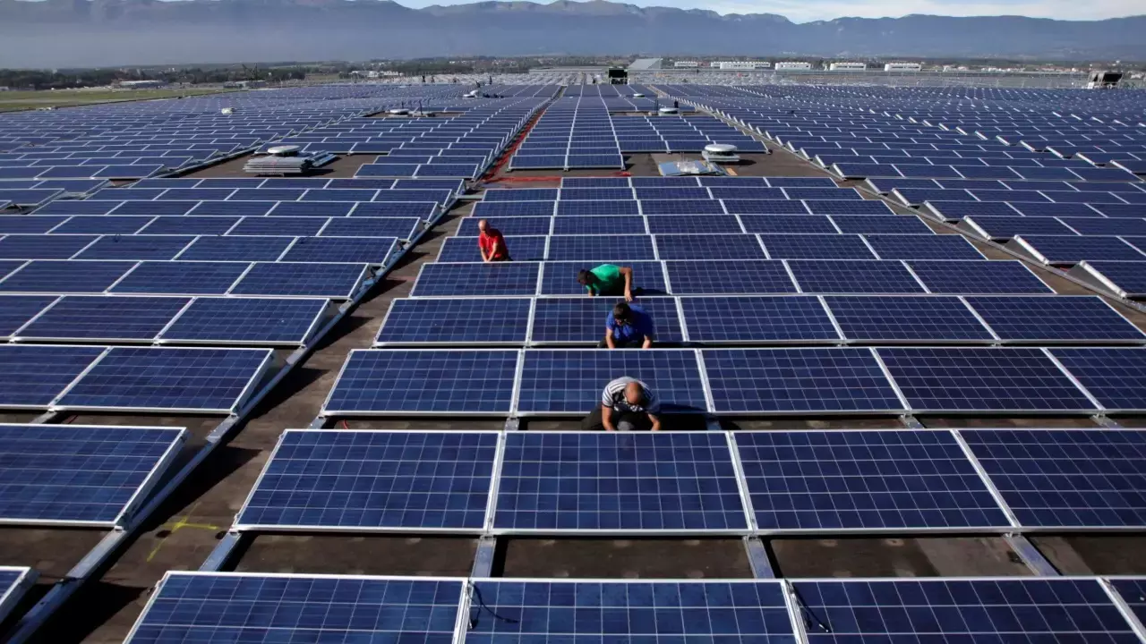 Governo zera impostos federais para painéis solares até 2026, incentivando ainda mais o uso de energia limpa e renovável no país