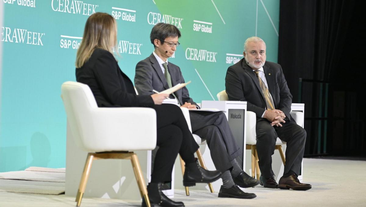 Os investimentos da estatal para atividades de exploração de petróleo e gás natural chegarão a US$ 6 bilhões durante os próximos 5 anos. O presidente da Petrobras, Prates, reforçou a prioridade da Margem Equatorial e da Colômbia nos projetos da empresa.