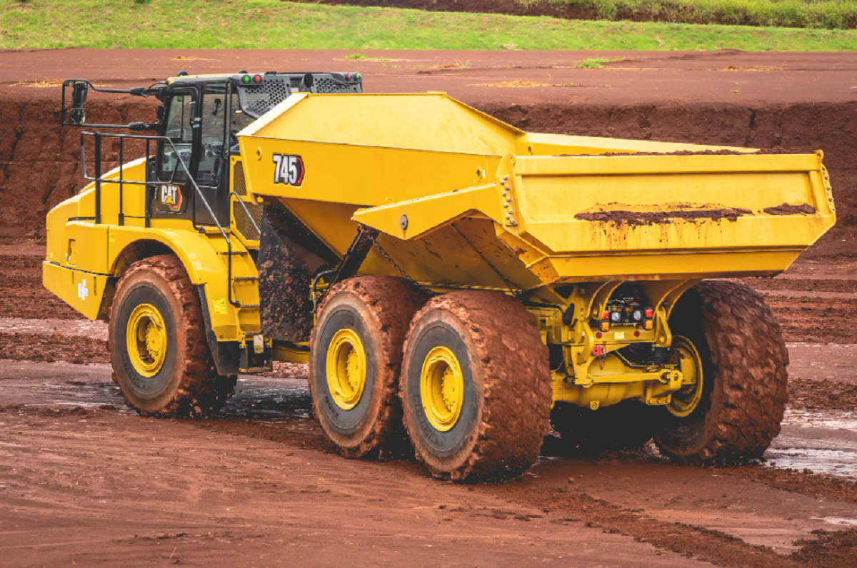 Caminhão - mineração - caterpillar