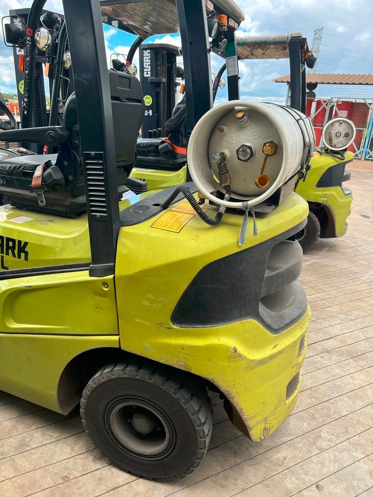 Abastecimento de empilhadeiras com GLP