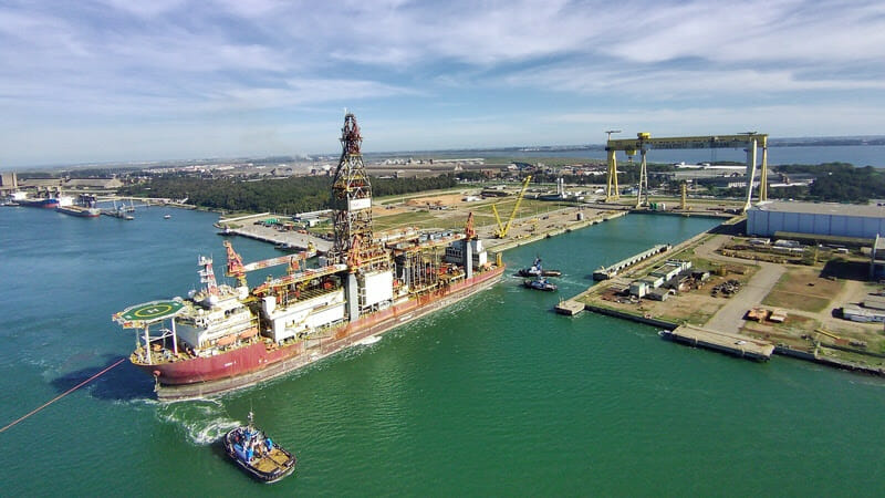 navio sonda ODN IOcyan no estaleiro Rio Grande Vagas