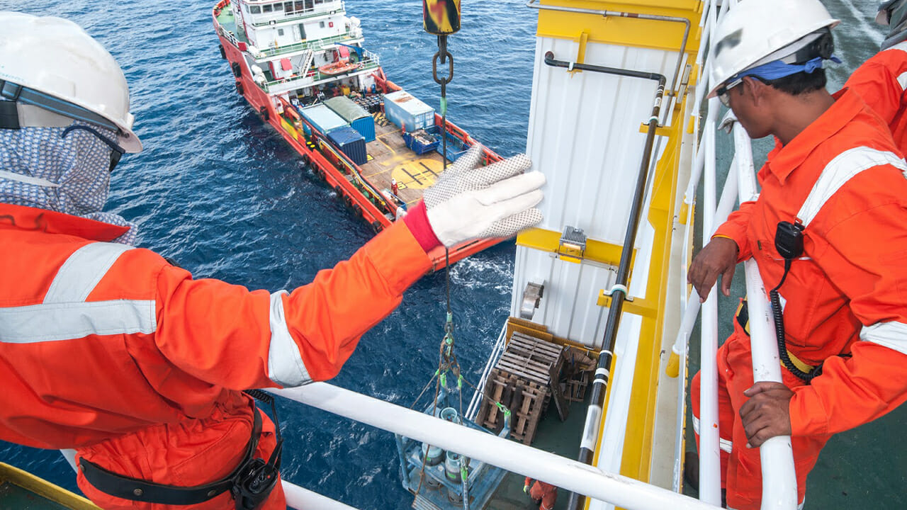 AlteraOcyan abre vagas Offshore no Rio de Janeiro para Auxiliar de Plataforma, Pintor, Técnico de Instrumentação, Segurança e mais