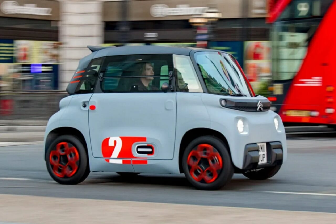 Novo carro elétrico da Citroën que até adolescentes podem dirigir chega ao Brasil com preço competitivo  