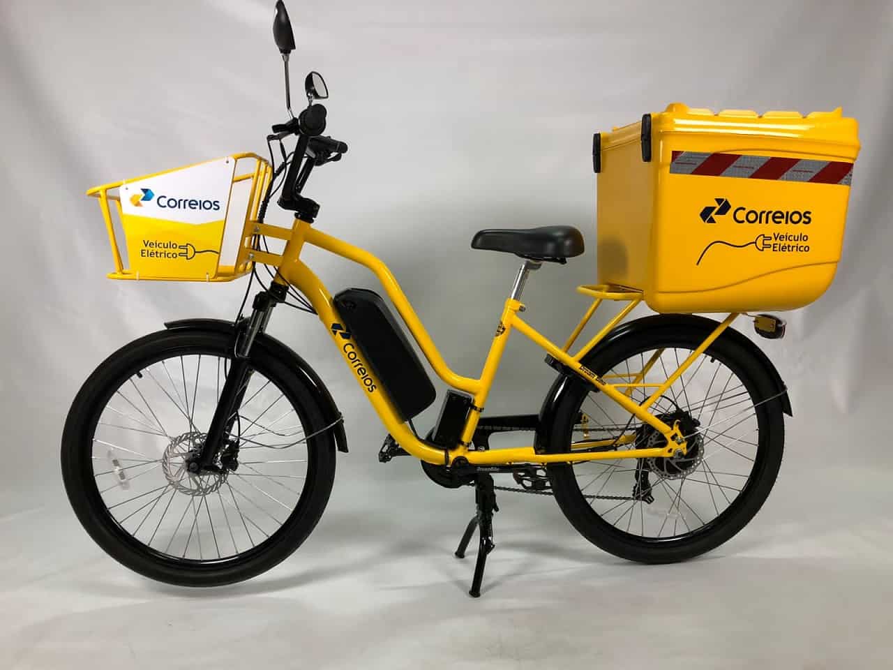 Além das bicicletas elétricas serem benéficas para o meio ambiente, também facilitará o dia a dia dos carteiros, fazendo com que as entregas dos Correios tornem-se mais rápidas.