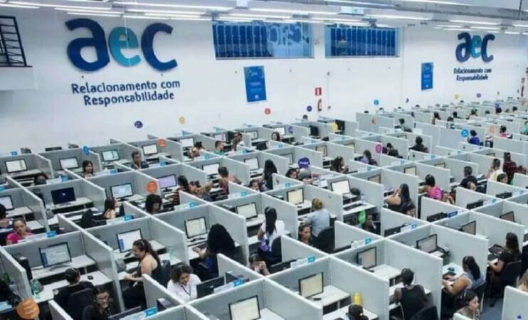 AeC, empresa de telemarketing, divulga mais de 3 mil vagas de emprego home office e presenciais para candidatos com e sem experiência em quase todo o Brasil