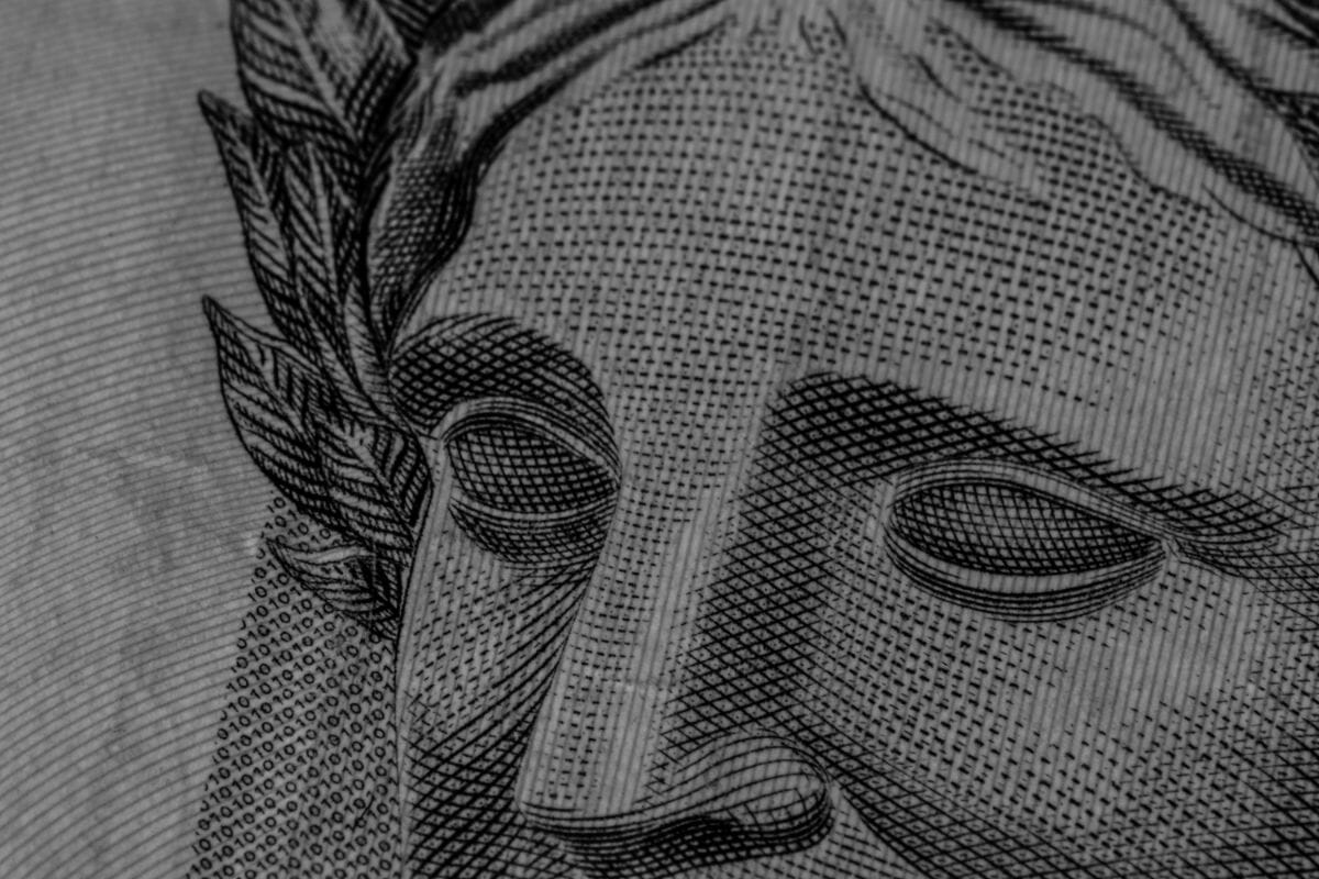 Descubra tudo sobre a Drex, a primeira moeda digital oficial do Brasil. Saiba como ela vai funcionar, a diferença entre Drex e criptomoedas, e o impacto que pode ter na economia brasileira. Leia mais!