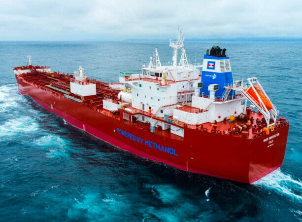 A encomenda dos navios-tanque reflete a crescente importância do combustível de metanol na busca por práticas de transporte marítimo mais sustentáveis. As embarcações da JP Morgan serão afretadas pela TotalEnergies futuramente.