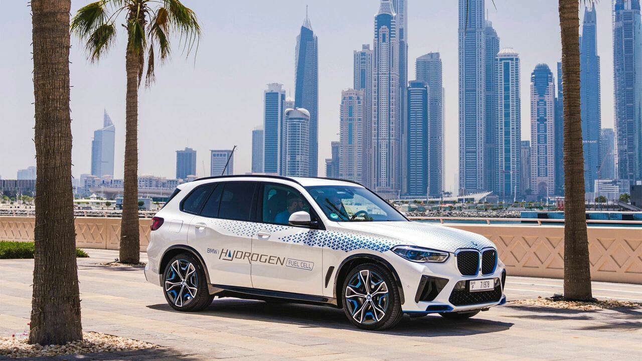 BMW iX5 Hidrogênio: A montadora alemã passa com louvor em testes de resistência e coloca seu NOVO carro como uma opção viável no mercado de combustíveis alternativos