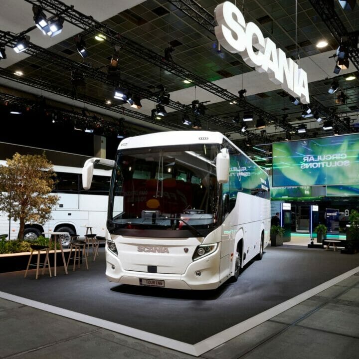 Scania launches electric bus with long-range battery, aiming for sustainability and efficiency in urban transport