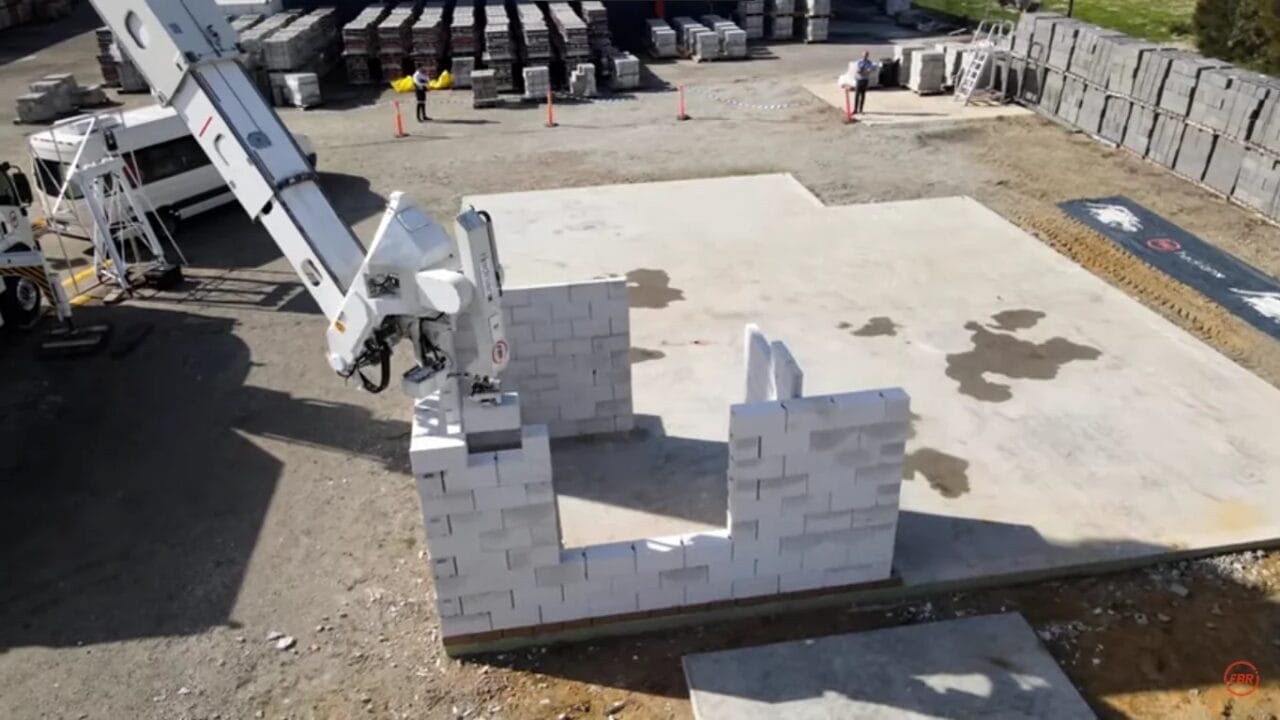 Robô construtor pode erguer uma casa em um dia e revolucionar construção  civil – testes já estão a todo vapor!