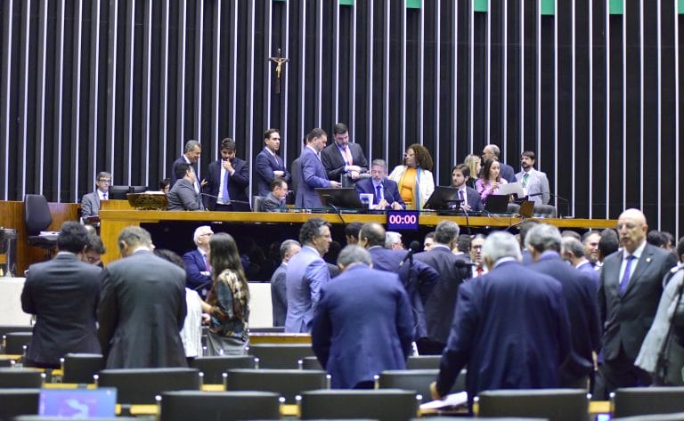 Câmara dos Deputados, Captura de carbono (CCS e CCUS), Carvão, energia eólica offshore, Energia solar fotovoltaica, Geração Distribuída (GD), marco legal da captura e armazenamento de carbono, planejamento espacial marinho (PEM), Proinfa, térmica a carvão