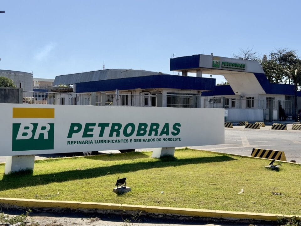 Petrobras, venda, refinaria, Lubrificantes, Derivados, Petróleo, Nordeste, LUBNOR, rescindido, Condições Precedentes, contrato, operacional, unidades, segurança, meio ambiente, Fortaleza.
